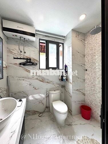 Căn hộ mặt tiền Trần Hưng Đạo Q1 mới 100% cam kết như hình