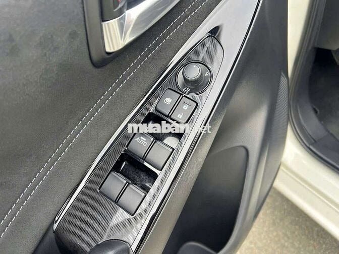 Mazda Mazda 2 Luxury 2023 Trắng Tự động 6 cấp