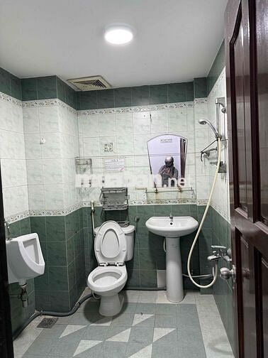 CHO THUÊ PHÒNG MẶT TIỀN TẠ QUANG BỬU - NHÀ TRỐNG KHÔNG NỘI THẤT