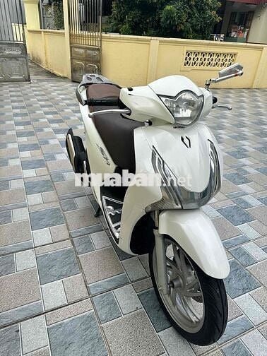 Honda SH125i Trắng
