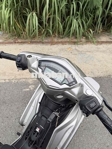 Yamaha Exciter 2010 Bạc, Đen 1 càng bstp chính chu