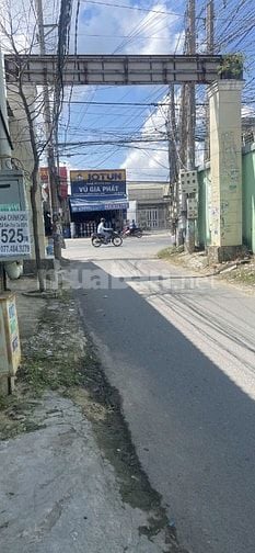 Cần di chuyển chỗ ở do công việc nên bán rẻ nhà này giá chỉ 465tr 