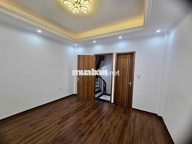 Nhà đẹp phố Minh Khai 35m2 x5T giá 6.8 tỷ 2 thoáng dân xây ngõ thông t