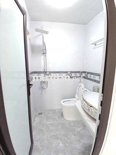 Căn hộ khép kín mới tinh, đủ đồ, thang máy, đối diện BX Yên Nghĩa