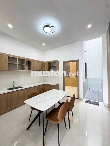 Chính chủ cần bán gấp căn nhà 1 trệch 1 lầu giá 1 tỷ 250tr. xã Mỹ Lộc