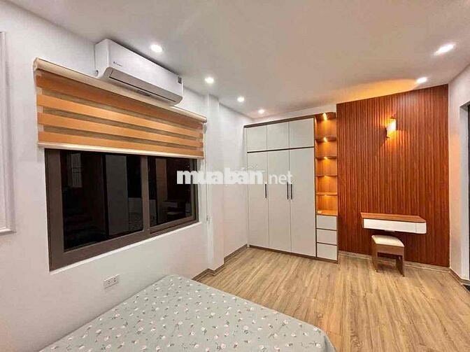 Sát phố Lò Đúc 43m2 x5T giá nhỉnh 8 tỷ sổ CC 2 thoáng ngõ nông nhà đẹp