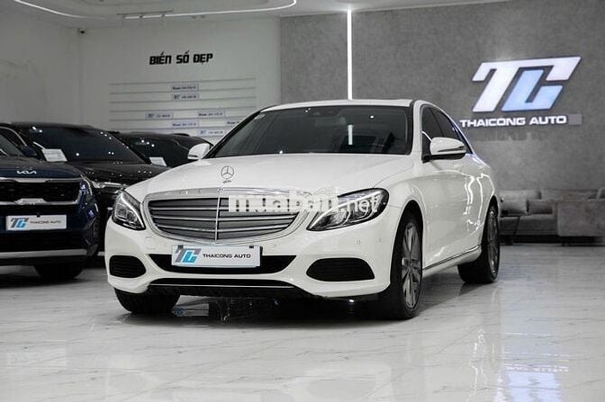 Mercedes-Benz C250 Exclusive 2017 Trắng Cực Chất