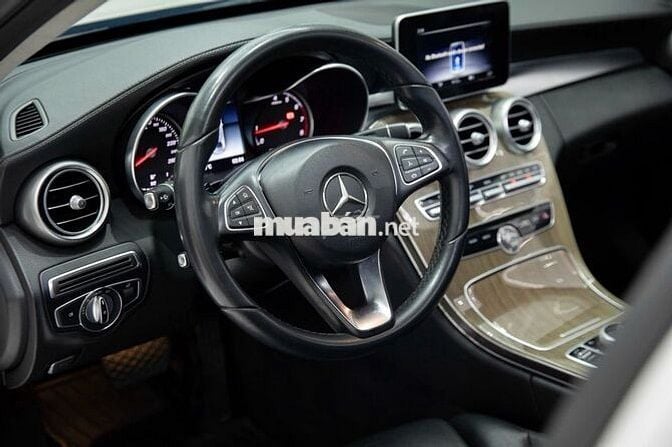 Mercedes-Benz C250 Exclusive 2017 Trắng Cực Chất