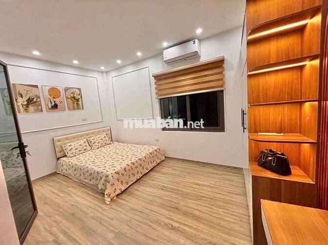 Sát phố Lò Đúc 43m2 x5T giá nhỉnh 8 tỷ sổ CC 2 thoáng ngõ nông nhà đẹp
