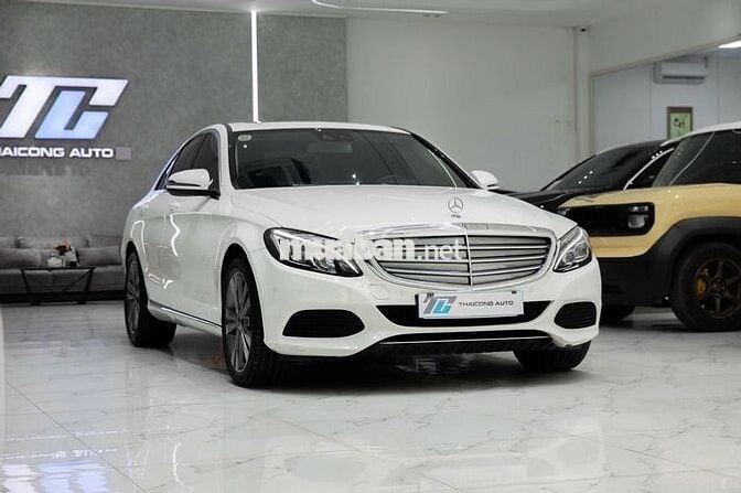 Mercedes-Benz C250 Exclusive 2017 Trắng Cực Chất