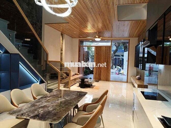 CHO THUÊ NHÀ 3 TẦNG ĐÚC 3 MÊ – FULL THIẾT BỊ ĐIỆN THÔNG MINH CAO CẤP