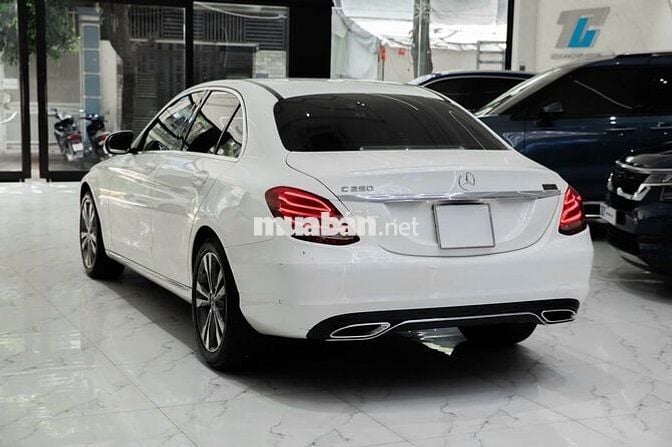 Mercedes-Benz C250 Exclusive 2017 Trắng Cực Chất