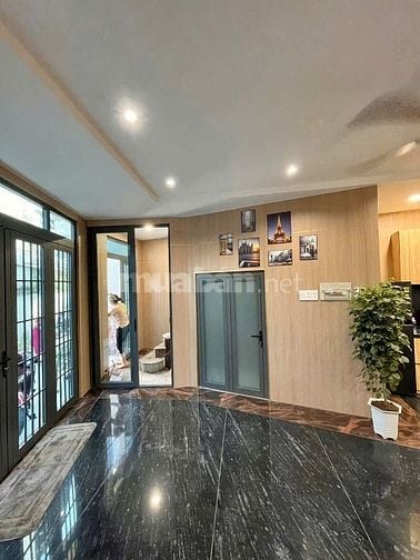 CHDV CAO CẤP CÁCH MẠNG THÁNG 8 PHƯỜNG 11 QUẬN 3. 