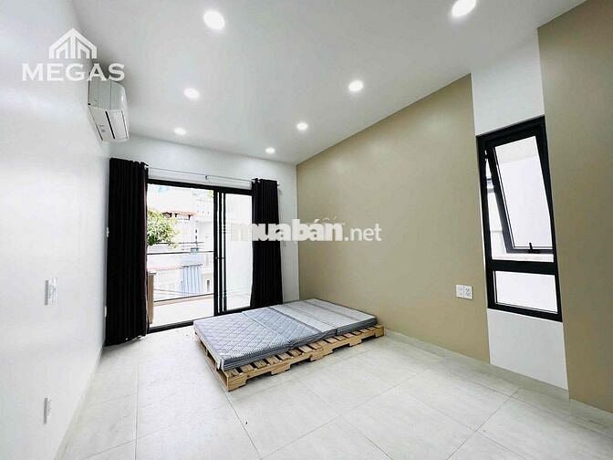 khai Trương Siêu phẩm ban công tách bếp siêu đẹp kengg , gần Cầu chữ Y