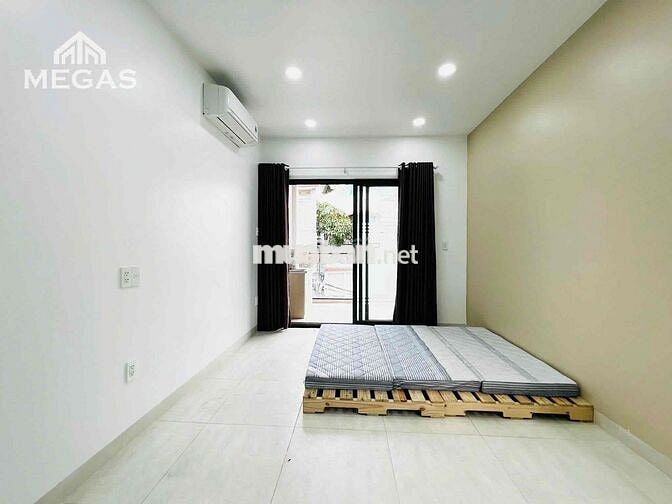 khai Trương Siêu phẩm ban công tách bếp siêu đẹp kengg , gần Cầu chữ Y