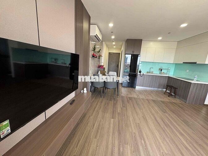 🏡 FOR RENT – LUXURY 2 BEDROOM + APARTMENT WITH OCEAN VIEW AT FPT PLAZA