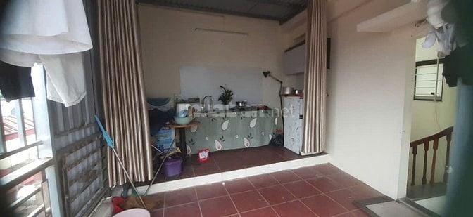 T5 ThangBộ, gần C.Viên HòaBình 3,3 triệu/30m Điện2,5-3,2K Nước50-70K