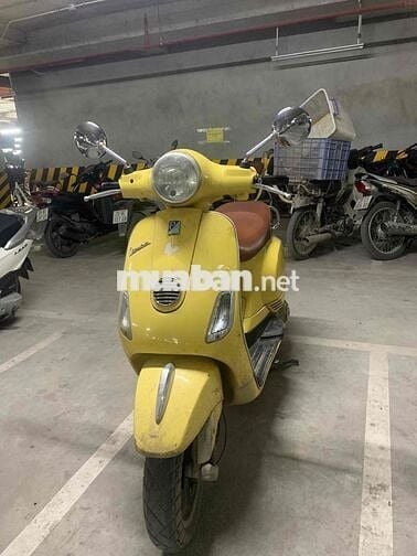 Piaggio Vespa LX125