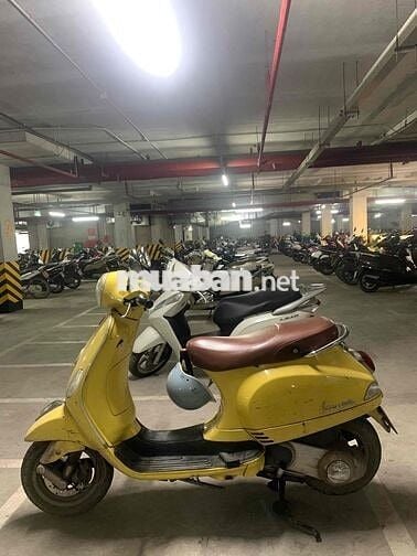 Piaggio Vespa LX125