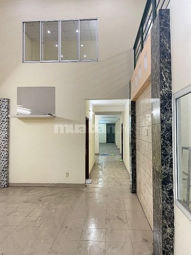 CẦN BÁN RẺ NHÀ LỚN CĂN ĐôI DT:8,2m&38m, dtsd:500m2, 1lầu , trung tâm