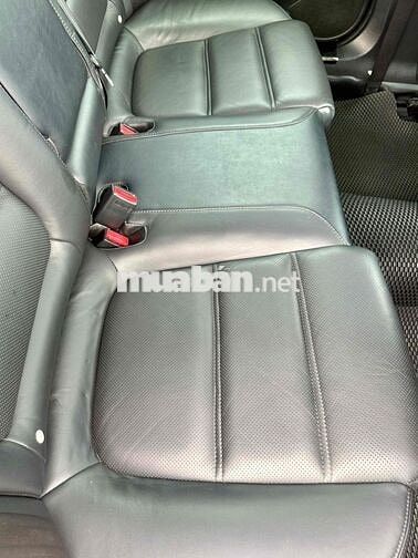 Mazda 6 2.0 Premium 2017 Trắng 10 vạn km