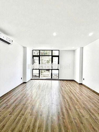 NHÀ PHỐ MỚI TINH - 104E Nguyễn Trọng Tuyển, PN - Dt 5x21, 5 tầng