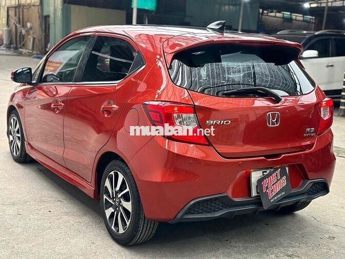 Honda Brio RS 2021 đi lướt 25.000 km một chủ đi kĩ