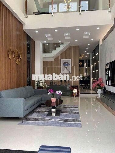 Cho thuê nhà P Thành Lộc .DT 4 x14 1 trệt 1Lửng 2Lầu 5PN 6WS giá 14 tr