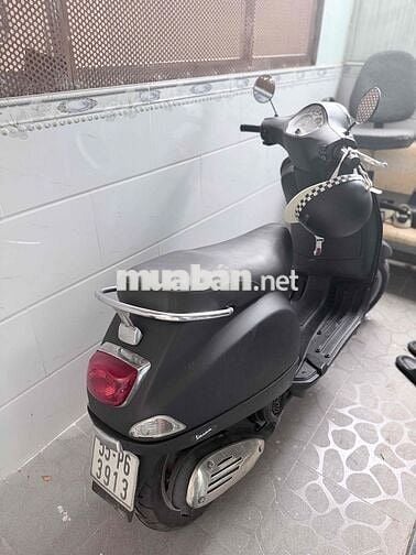 Piaggio Vespa 125cc Đen 6tr chẵn