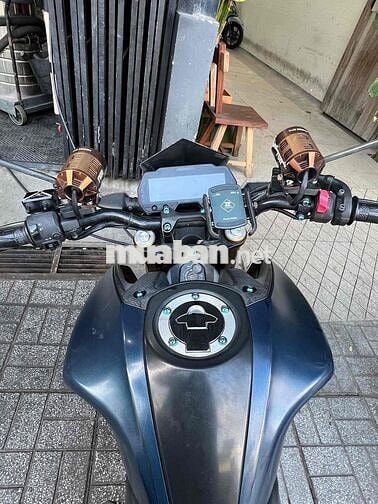 Yamaha MT-15 Côn tay Xám đen
