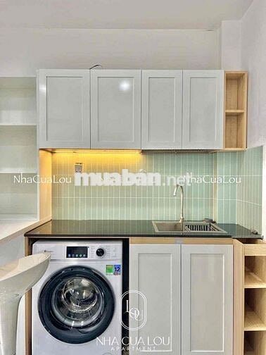 CHDV full nội thất 1pn ban công, cửa sổ nguyên lầu ngay sân bay TSN