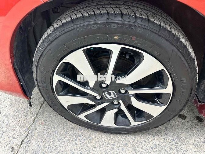 Honda Brio RS 2021 đi lướt 25.000 km một chủ đi kĩ