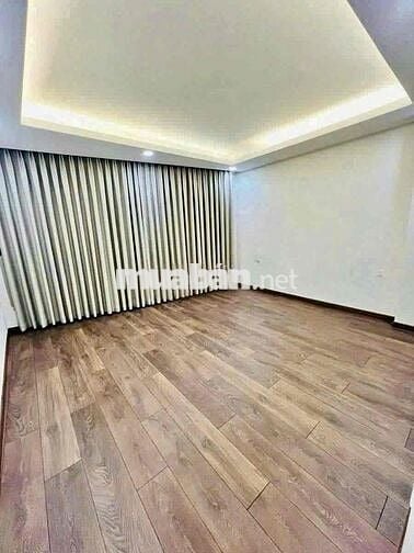 SIÊU PHẨM NHÀ MỚI - 28A Út Tịch, P.4, Tân Bình, DTSD 320m2, 4 tầng