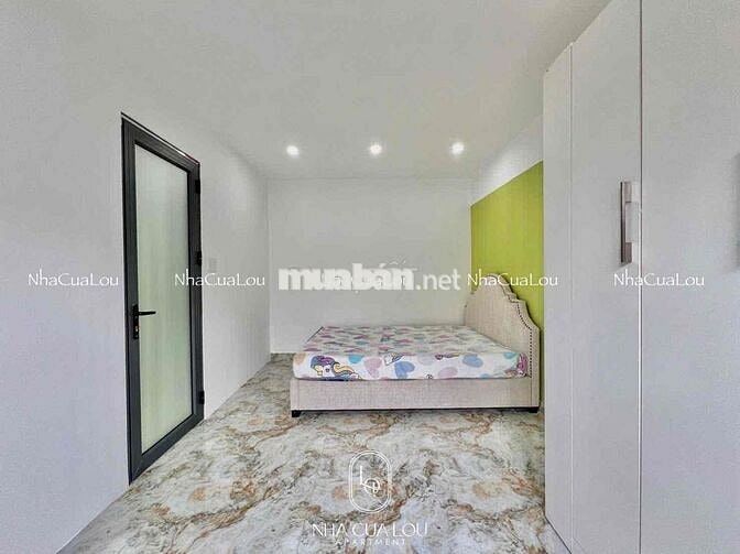 CHDV full nội thất 1pn ban công, cửa sổ nguyên lầu ngay sân bay TSN