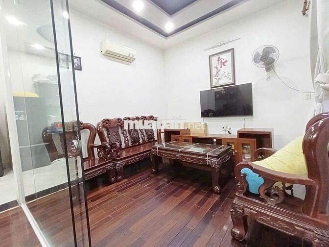 cần cho thuê Biệt Thự TMT. DT 8 x25 .1 trệt 2 lầu 4PN 5WS giá 25 triẻu