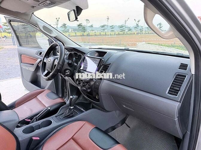 Ford Ranger 2017 Tự động Bạc