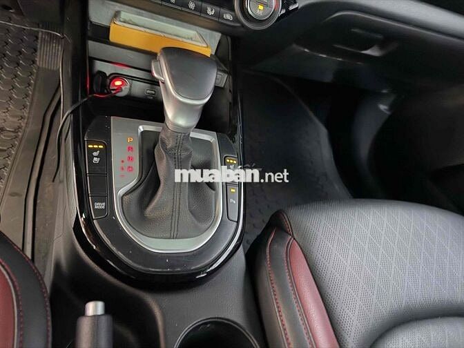 Kia K3 Premium 2024 11000 km Đỏ