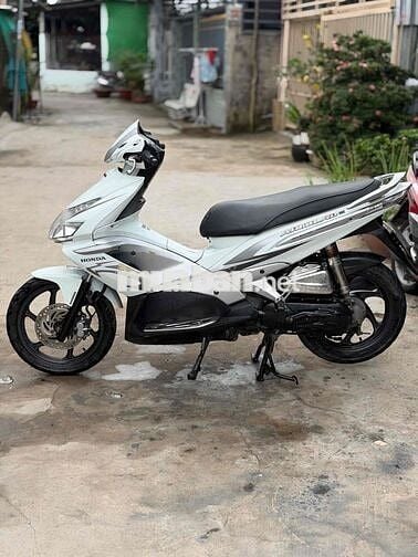 Honda ab Fi 2010 biển 95 máy zin êm fun chức năng