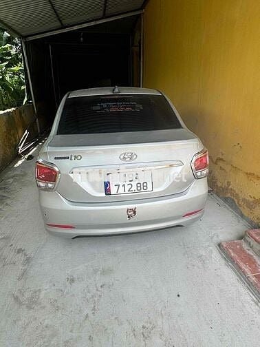 Hyundai i10 2015 Số sàn Bạc