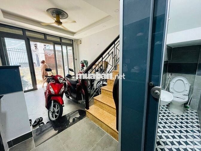 BÁN NHÀ THIÊN PHƯỚC P.15 Q.11 4TẦNG 25m² 4.7T TL 3PN 3WC SÁT MẶT TIỀN