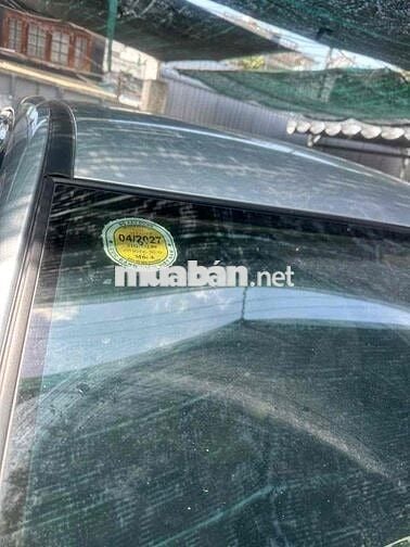 Toyota Innova G AT 2014 Tự động Bạc rin từ nắp cò