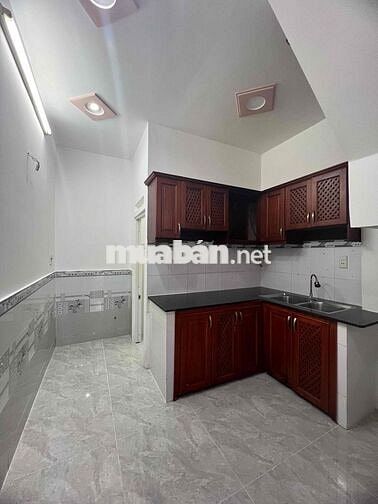 Cho thuê nhà nguyên căn 4Pn nhà mới hẻm xe tải nhà bè
