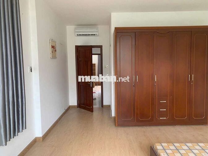 Cho thuê biệt thự 3 tầng 10×19 full nội thất ngay An Dương Vương