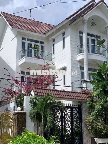 Cho thuê biệt thự 3 tầng 10×19 full nội thất ngay An Dương Vương