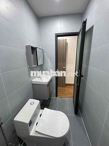 Nhà mới 80m2 Sd - Sát mặt tiền - Đầm Sen Quận 11 - 4.x tỷ