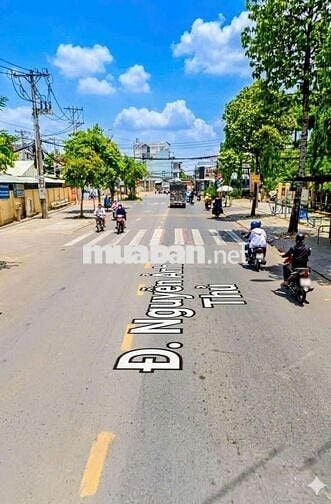 Nhà cấp 4 góc 2 mặt tiền Nguyễn Ảnh Thủ-Bà Điểm-Hóc Môn.Dt 334m2~15ty
