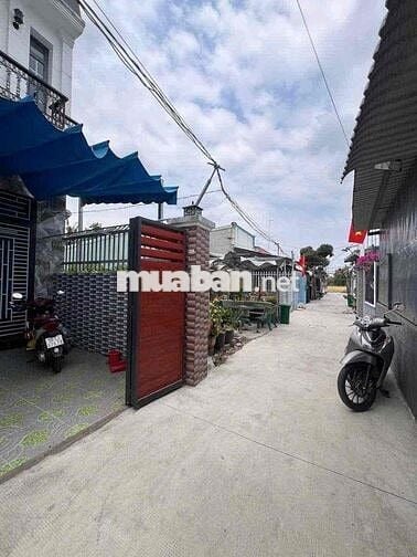 Nhà 1 Lầu 5 x 16m2 Ngay Vòng Xoay Tân Kim Đường Xe ÔTô - Sổ Hồng Riêng