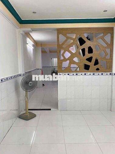 Nhỉnh 4 Tỷ  - SÁT CHỢ BÀ CHIỂU HẺM XE HƠI, LÔ GÓC  Diện tích: 35m²  Kế
