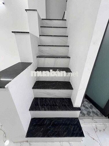 Nhà Mới 1 Lầu Ngay Ngã Ba Tân Kim - KDC Đông Đúc . Giá tổng 890 Triệu