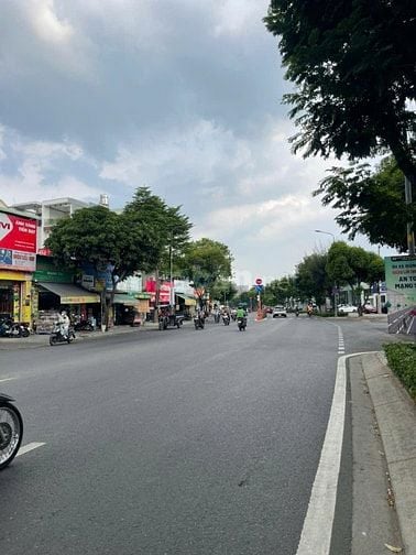 Bán lô đất mặt tiền đường Nguyễn Oanh, Phường 17, Quận Gò Vấp, dt 4x25